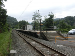 一日に５本しか列車の来ない駅、大前駅。